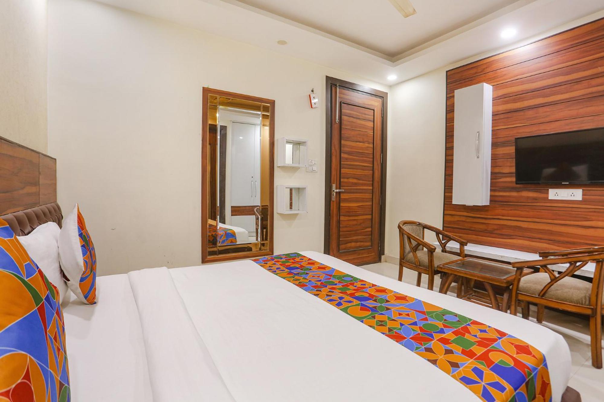 Fabhotel Gold Inn Janakpuri Delhi  Exterior foto