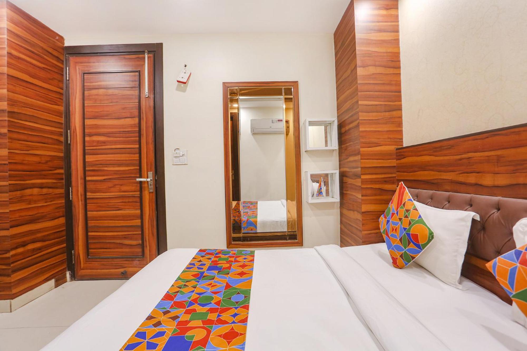 Fabhotel Gold Inn Janakpuri Delhi  Exterior foto